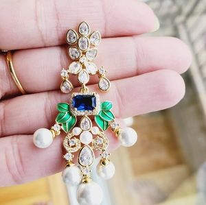 Wedding earrings,earrings,cubic zirconia.